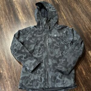 Mountain Hardware Snowboarding Jacket with RECCO
